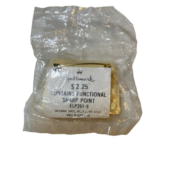 Hallmark Cards Egg Carton of Easter Eggs Plastic Pin 1981 - Picture 5 of 8